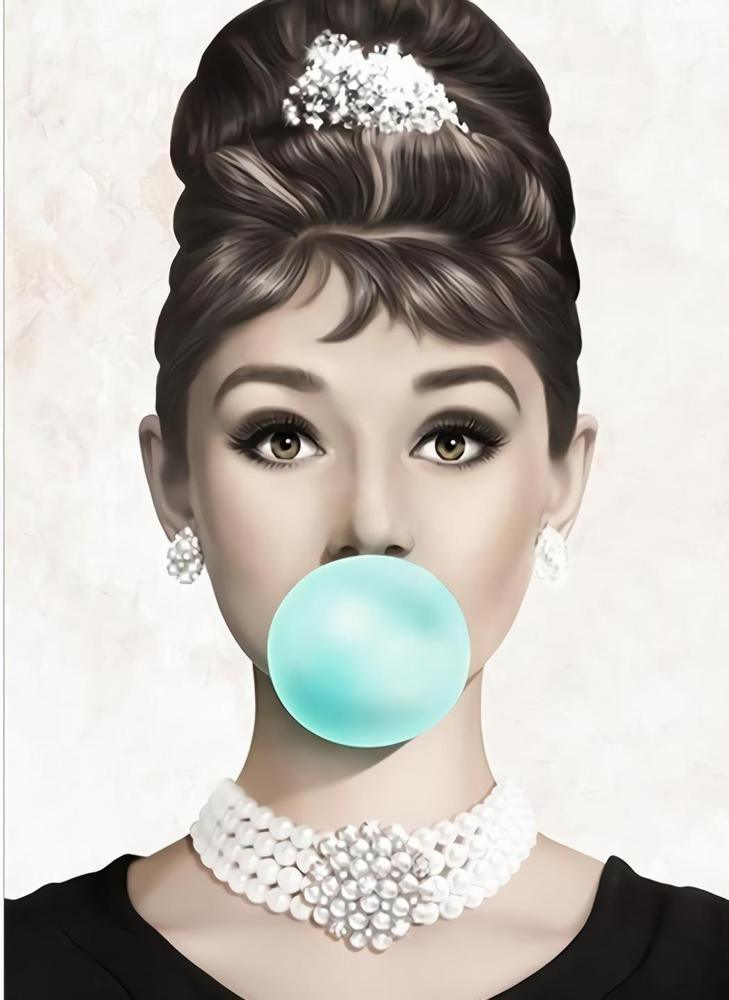 Audrey Hepburn Free 5D Diamond Painting Kits MyCraftsGfit - Free 5D Diamond Painting mycraftsgift.com