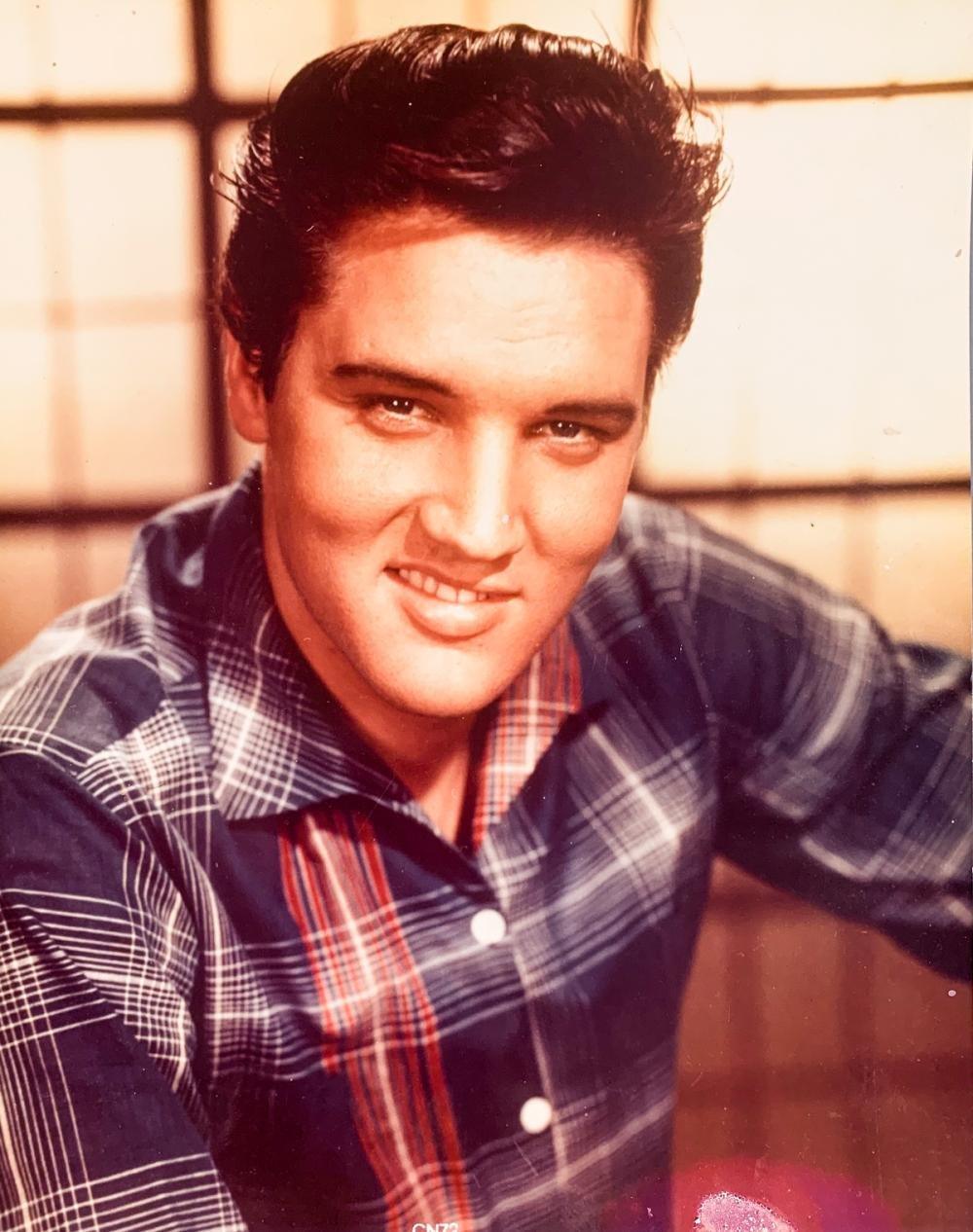 Elvis Presley Free 5D Diamond Painting Kits MyCraftsGfit - Free 5D Diamond Painting mycraftsgift.com