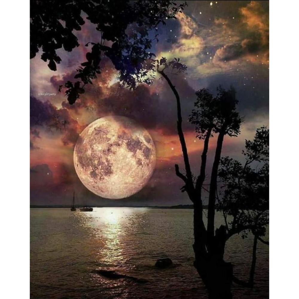 Free Moon - MyCraftsGfit - Free 5D Diamond Painting